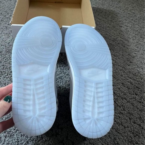 Women's Nike Air Jordan 1 Low - Picture 2 of 4